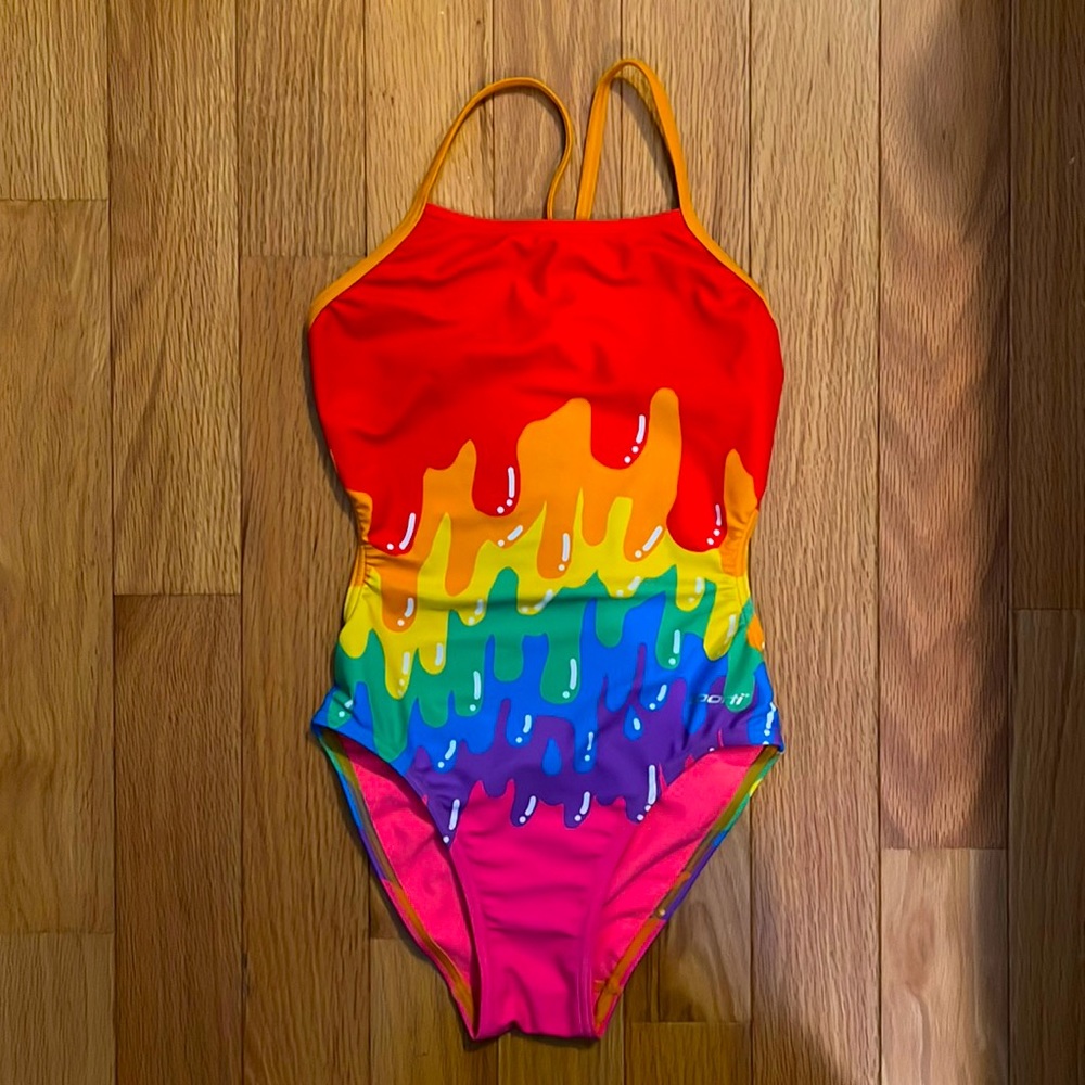 Rainbow Sporti suit